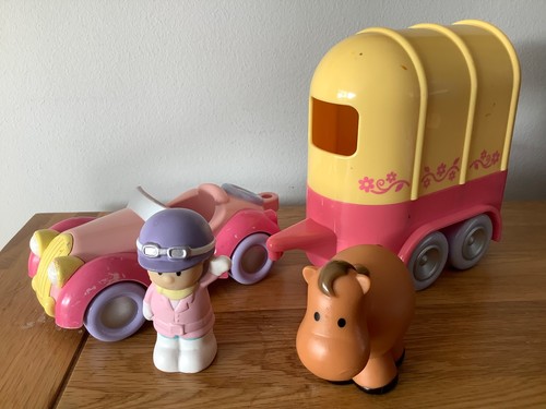 Happyland horsebox and car - happyland,