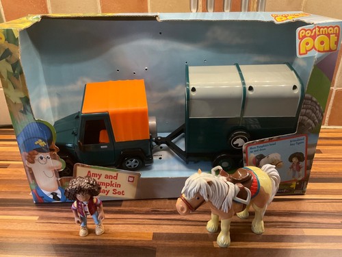 Postman pat amy the - pat, vet