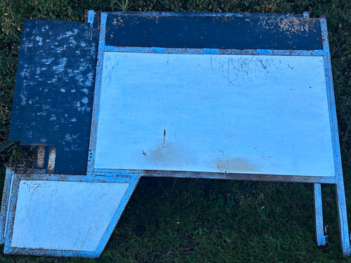 Ton horse box - 7-1/2,